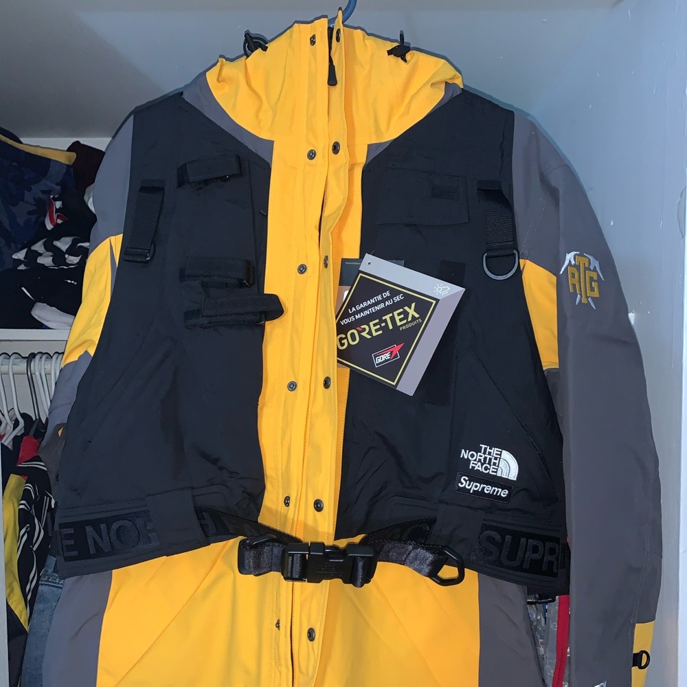 Gore Tex RTG northface supreme